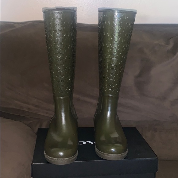 Coach Shoes - Women’s Coach Signature Rain Boots Coach Shoes - Women’s Coach Signature Rain Boots